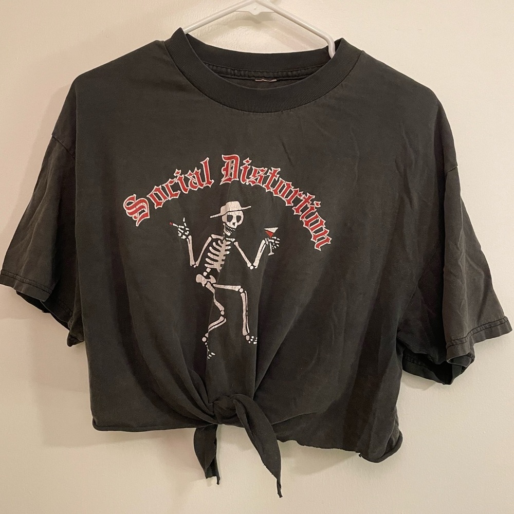 S graphic design crop top